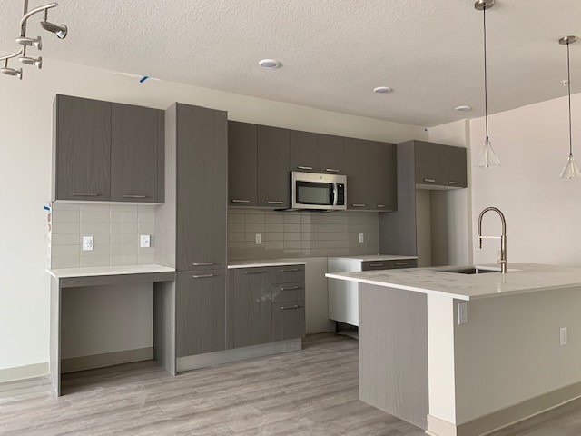 Urbon Luxury Apt - inside Kitchen