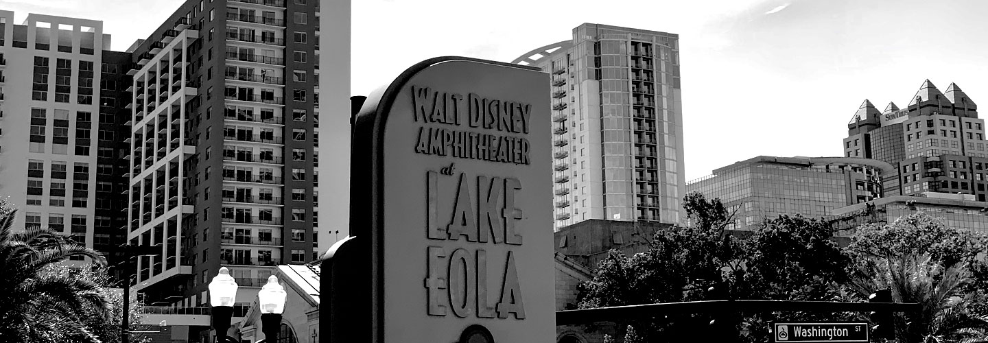 Downtown Orlando - Lake Eola Park